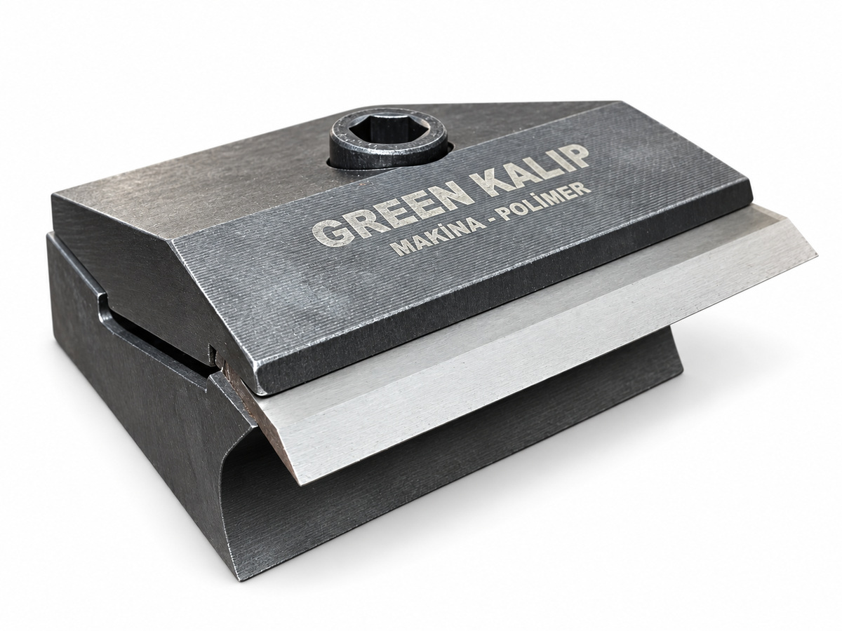 Cutter compactor knife holder